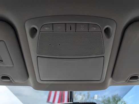 Used 2017 Nissan Rogue SV w/ SV Premium Package AWD/4WD image 22