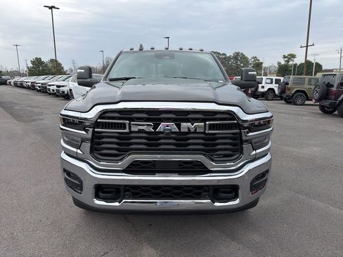 New 2026 RAM 2500 Tradesman AWD/4WD image 7