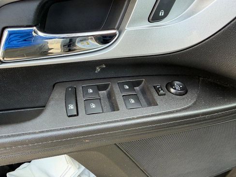 Used 2016 Chevrolet Equinox LT w/ Convenience Package FWD image 17