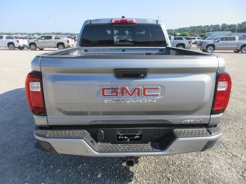 New 2026 GMC Canyon AT4 AWD/4WD image 5