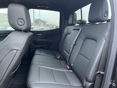 New 2026 GMC Canyon Elevation w/ Convenience Package image 11