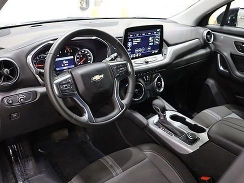 Used 2023 Chevrolet Blazer LT image 22