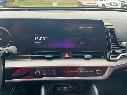 Used 2023 Kia Sportage SX image 41