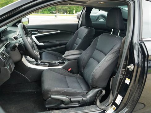 Used 2015 Honda Accord EX image 7