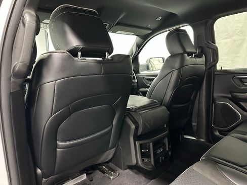 Used 2025 RAM 1500 Laramie image 45