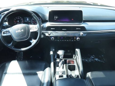 Used 2022 Kia Telluride LX FWD image 26