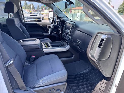 Used 2019 Chevrolet Silverado 2500 LT w/ Z71 Package, Off-Road AWD/4WD image 16