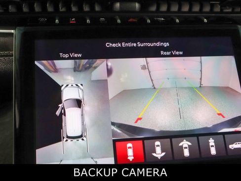 Used 2023 Jeep Grand Cherokee L Limited w/ Luxury Tech Group II image 19