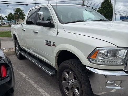 Used 2018 RAM 2500 Laramie AWD/4WD image 3