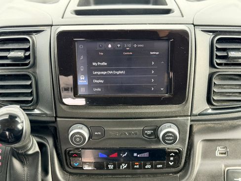 Used 2023 RAM ProMaster 2500 image 24