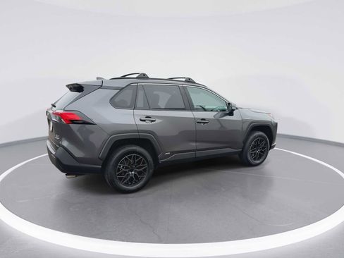 Certified 2021 Toyota RAV4 XLE Premium image 8