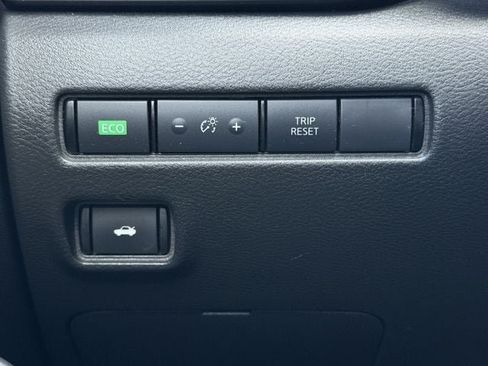Used 2024 Nissan Sentra S FWD image 21