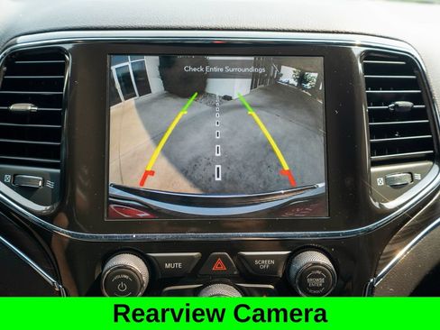 Used 2021 Jeep Grand Cherokee Limited w/ Luxury Group II AWD/4WD image 25