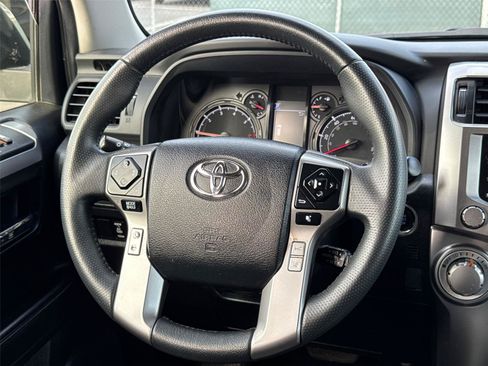 Used 2024 Toyota 4Runner SR5 AWD/4WD image 24