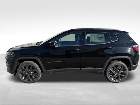New 2026 Jeep Compass Limited image 2