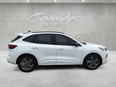 Used 2023 Ford Escape ST-Line w/ Tech Pack #1 FWD image 17