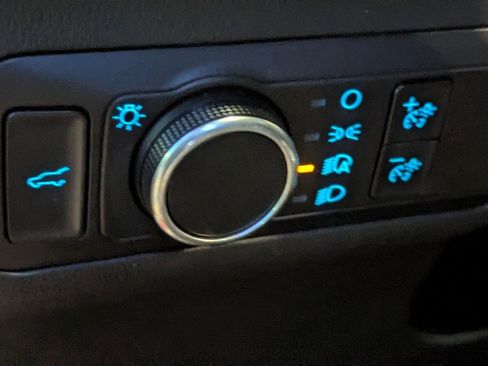 Certified 2023 Ford Escape ST-Line w/ Tech Pack #1 image 17