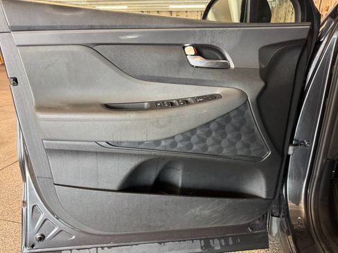 Used 2022 Hyundai Santa Fe SEL w/ Convenience Package FWD image 15