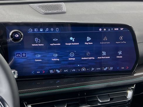 New 2026 Chevrolet Traverse High Country w/ LPO, Floor Liner Package image 15