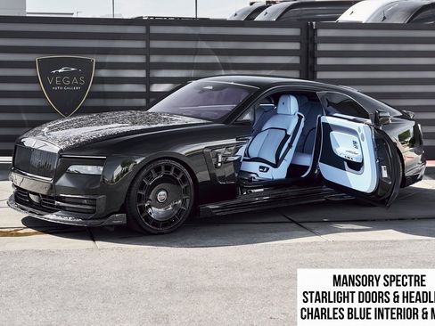 Used 2025 Rolls-Royce Spectre image 1