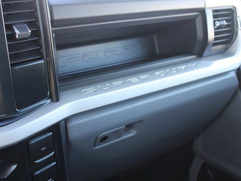 Used 2024 Ford F350 XL w/ FX4 Off-Road Package image 24