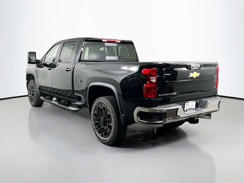 New 2026 Chevrolet Silverado 2500 LT w/ Leather Package AWD/4WD image 7