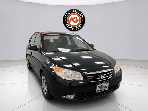 Used 2010 Hyundai Elantra GLS FWD image 1