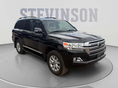 Used 2019 Toyota Land Cruiser AWD/4WD image 7