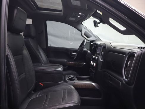 Used 2021 GMC Sierra 1500 Denali w/ Denali Ultimate Package AWD/4WD image 9