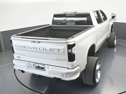 Used 2022 Chevrolet Silverado 1500 High Country image 71
