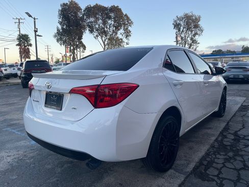 Used 2017 Toyota Corolla SE w/ Carpet Mat Package (TMS) image 5