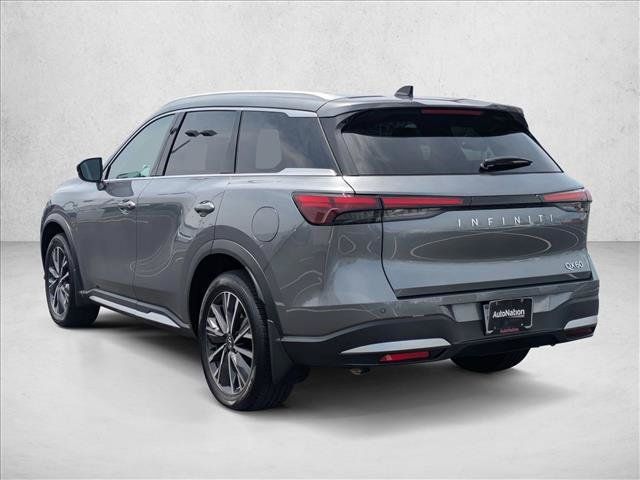 Certified 2026 INFINITI QX60 Luxe w/ Family Package FWD image 8