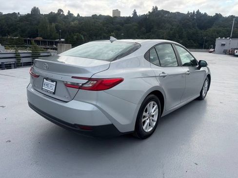 Used 2025 Toyota Camry LE FWD image 3