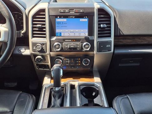 Used 2019 Ford F150 Lariat AWD/4WD image 8