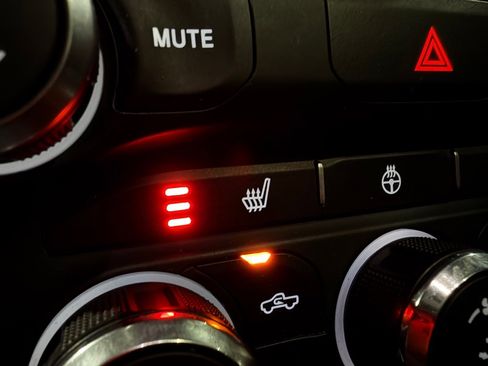 Used 2019 RAM 1500 Big Horn RWD image 30
