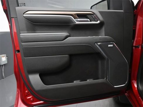 Used 2023 Chevrolet Silverado 1500 RST w/ Convenience Package II image 12