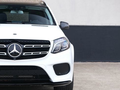 Used 2018 Mercedes-Benz GLS 550 4MATIC w/ Driver Assistance Package image 3