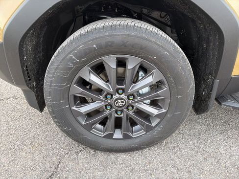 New 2026 Toyota Land Cruiser image 5