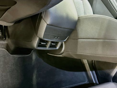 Used 2025 Chevrolet Equinox LT AWD/4WD image 28