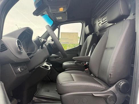 New 2026 Mercedes-Benz Sprinter 2500 image 14