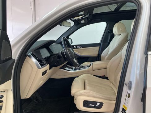Used 2021 BMW X5 xDrive40i w/ Premium Package image 24