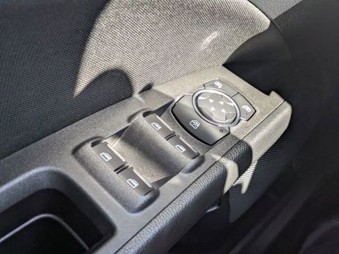 Used 2019 Ford Fusion SE image 20