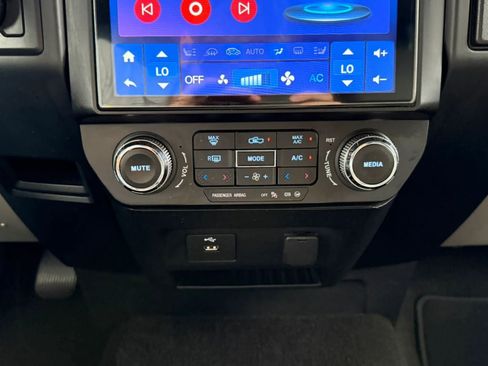 Used 2019 Ford F150 XL w/ Equipment Group 101A Mid RWD image 45