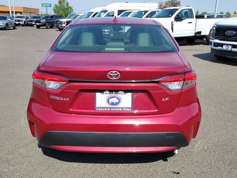 Used 2022 Toyota Corolla LE w/ LE Convenience Package FWD image 11