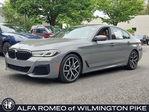 Used 2021 BMW 530i xDrive w/ M Sport Package AWD/4WD image 1