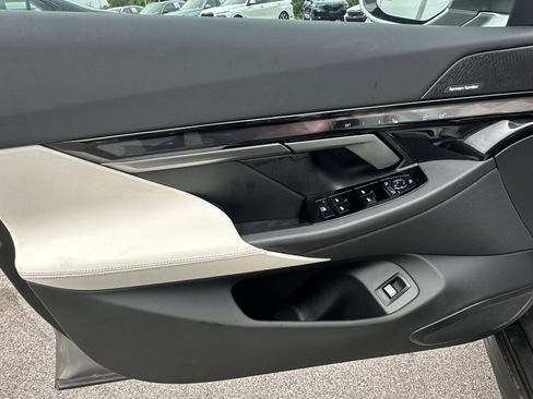 Used 2026 BMW i5 eDrive40 image 14