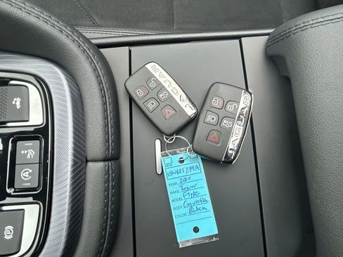 Used 2024 Jaguar F-TYPE R-Dynamic RWD image 46