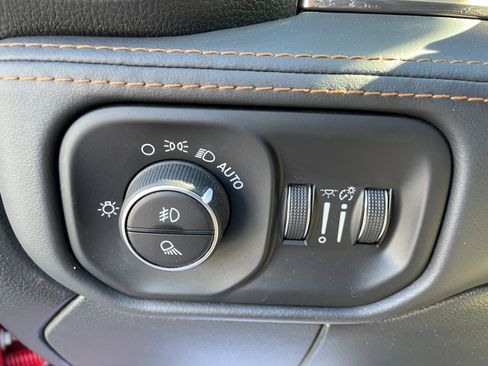 Used 2021 RAM 3500 Limited AWD/4WD image 16