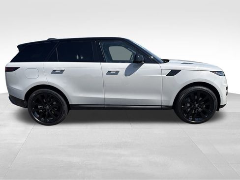New 2025 Land Rover Range Rover Sport SE image 6