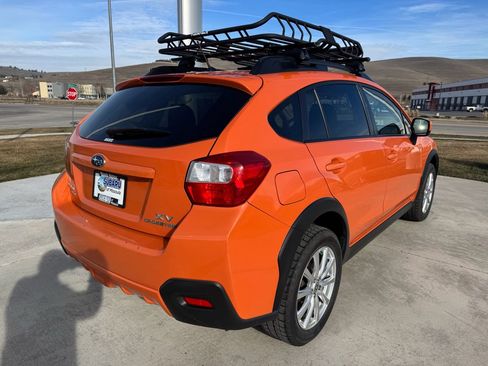 Used 2014 Subaru Crosstrek 2.0i Premium image 9